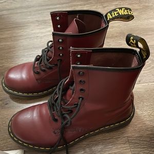 Doc Martens 8 eye red smooth leather boots womens size 8